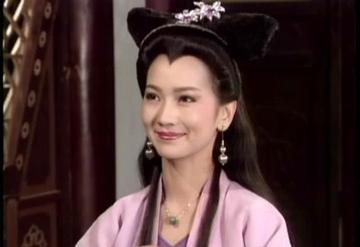 1992年，制片方邀请赵雅芝出演《新白娘子传奇》白娘子一角，却惨遭拒绝：国语不行
