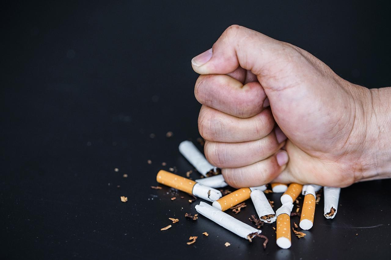  糖尿病患者一根烟都碰不得！这2个后果，谁也扛不住！糖尿病患者本身就面临着