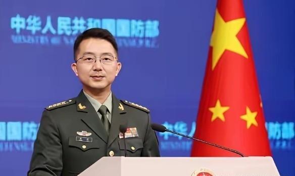 此时此刻沙特、卡塔尔、阿联酋、阿曼等中东国家都曾在默默祈祷，祈祷歼16战斗机编队