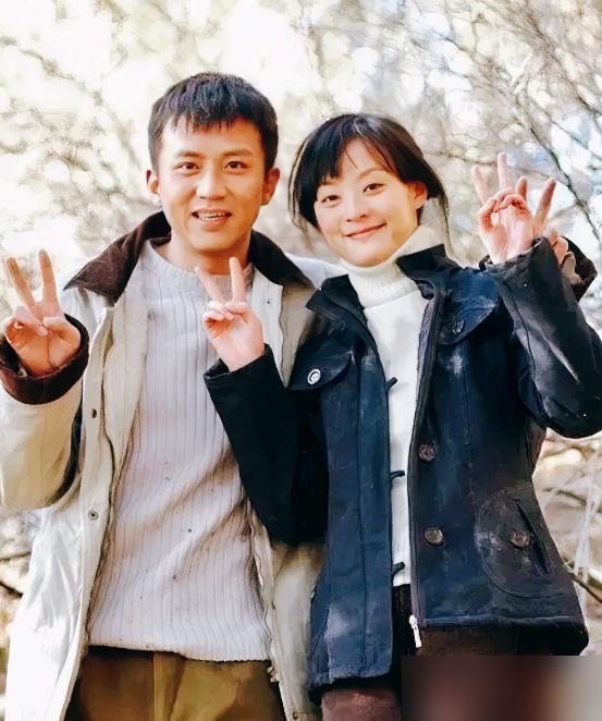 孙俪说：“我们家收入超过全国90%的家庭，可是我老公邓超还是很节俭，不护肤，只用