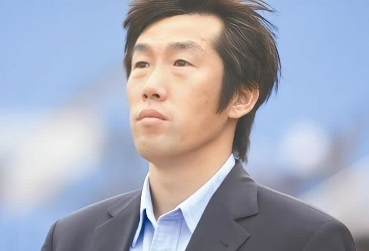 随着国足选帅进入最后一天，4位候选者当选概率如下[玫瑰]1、卡帕泽——4