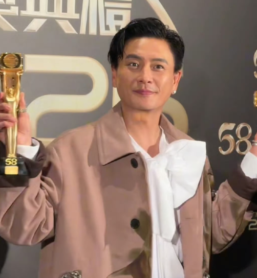 黄宗泽曾坦言自己有一次因为女朋友的事和妈妈吵了一架气头上妈妈还让他的女朋友走人