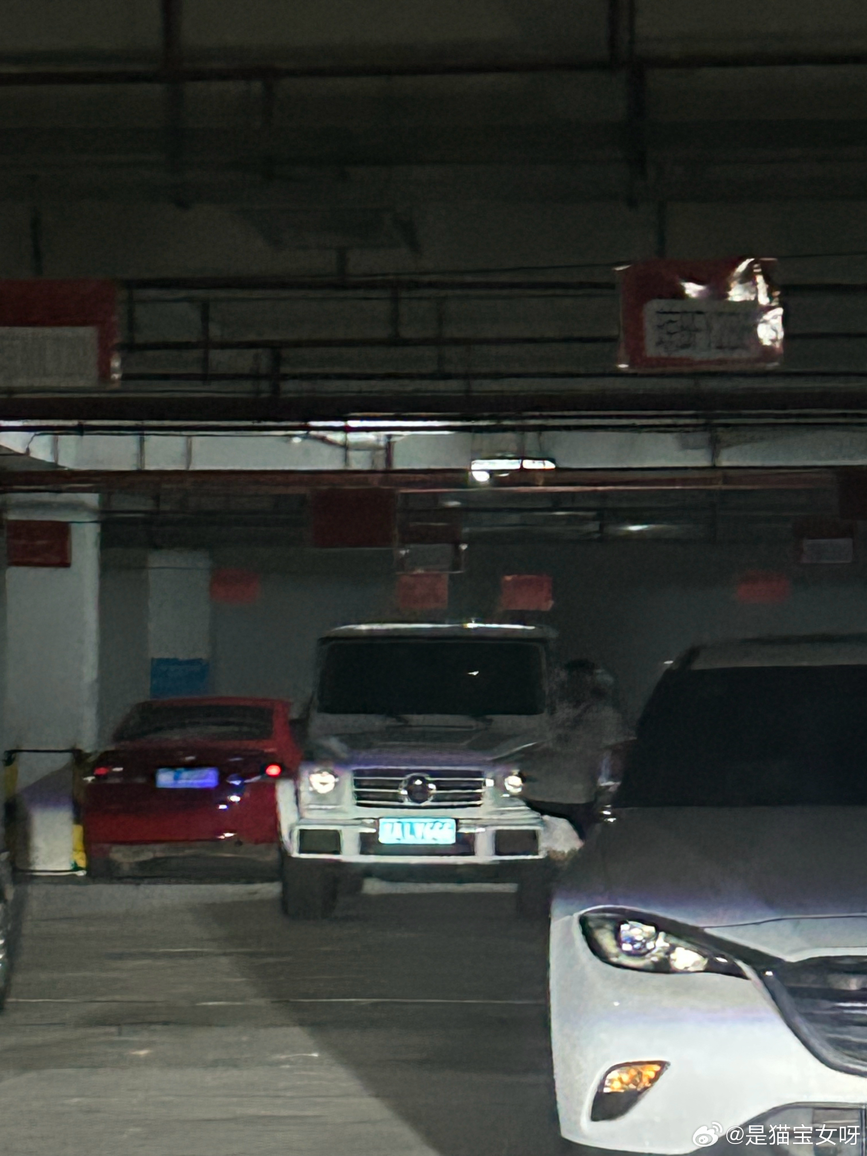 前几天在地库从这个大G下来一个男的和我要微信，我说不加了，他说都住一个小区都是邻