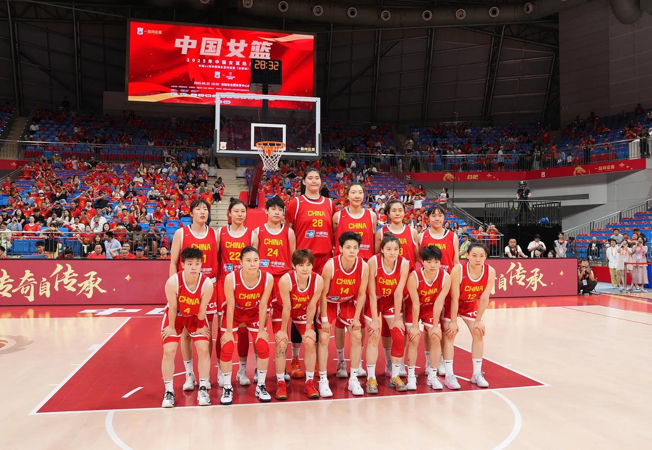 中国女篮身高被张子宇韩旭拉高，真的是天塌下来有大个子顶着中国女排平均身高18