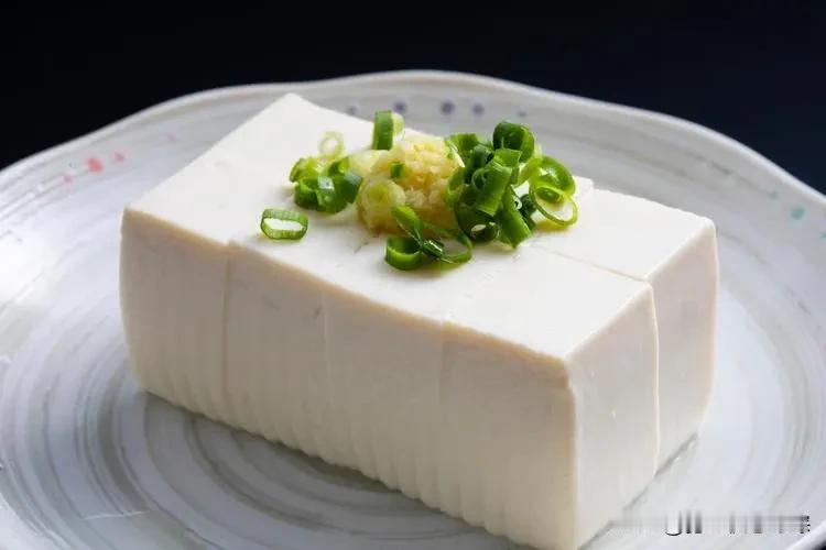 豆腐虽好，4种食物千万别同吃！尤其第2种，很多人天天搭，小心伤肾又伤胃作为