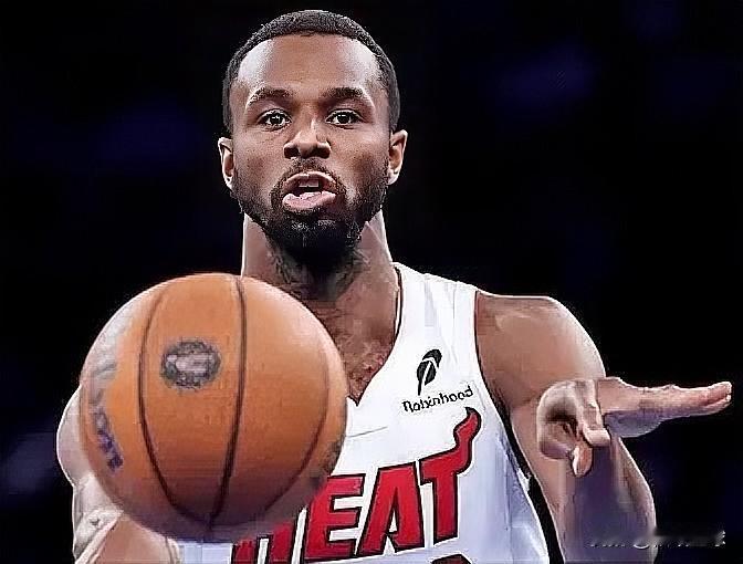 湖人还是不死心啊！根据美国记者JakeFischer报道，湖人一直在持续关