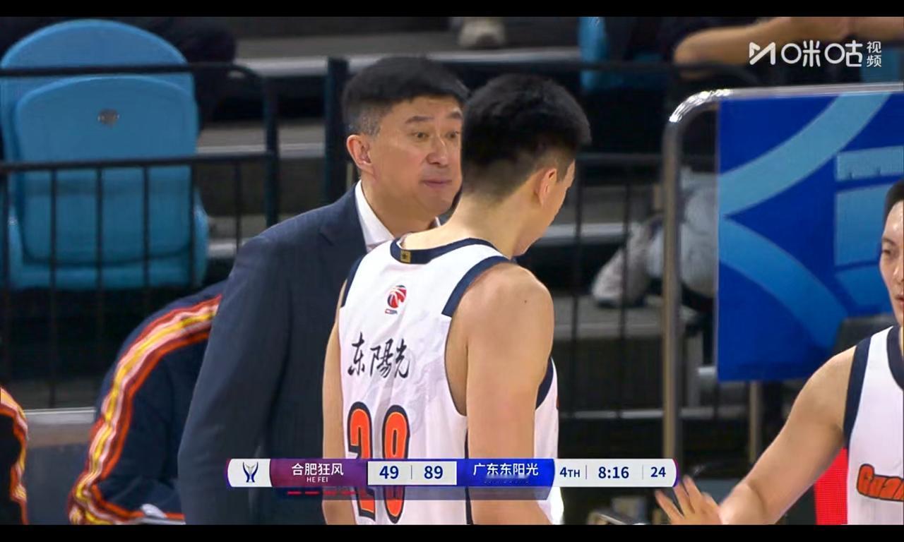 王少杰成为杜锋爱将，全运会打得好只是诱因，他两大数据悄然好转王少杰是北京队