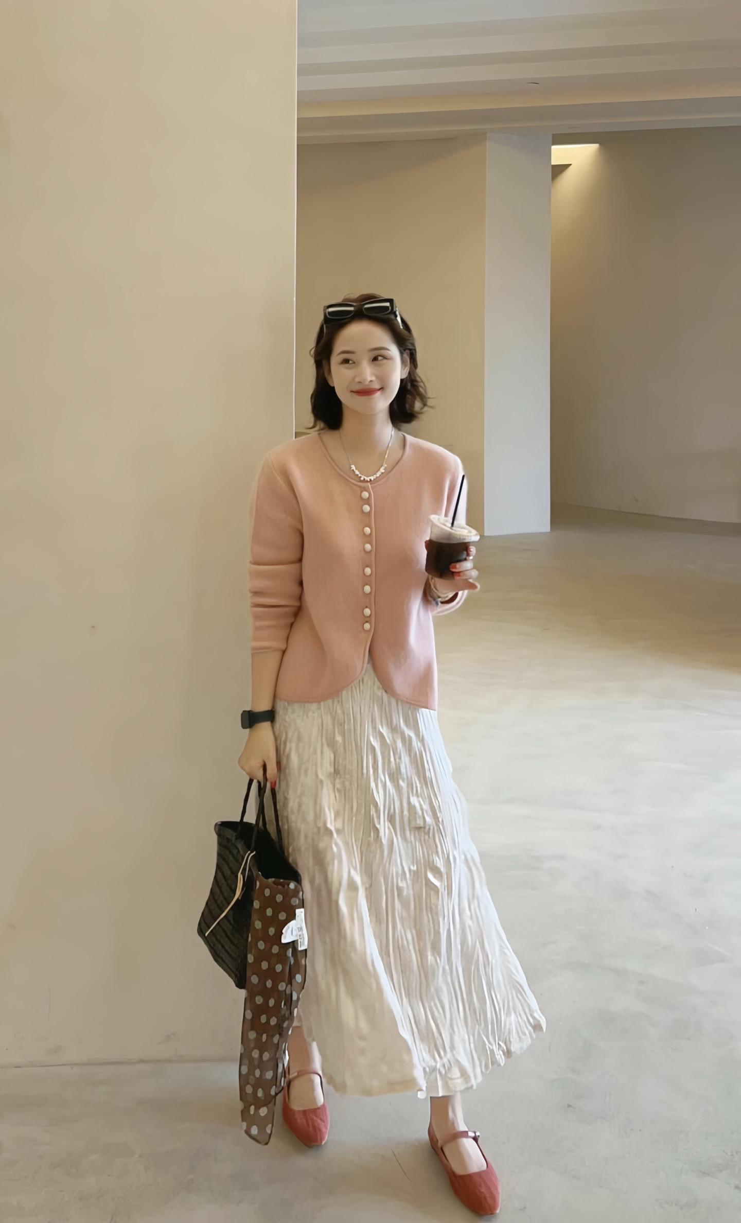 简单耐看就是最好的穿搭 温柔风穿搭 欧尼穿搭 韩式穿搭 显瘦气质穿搭