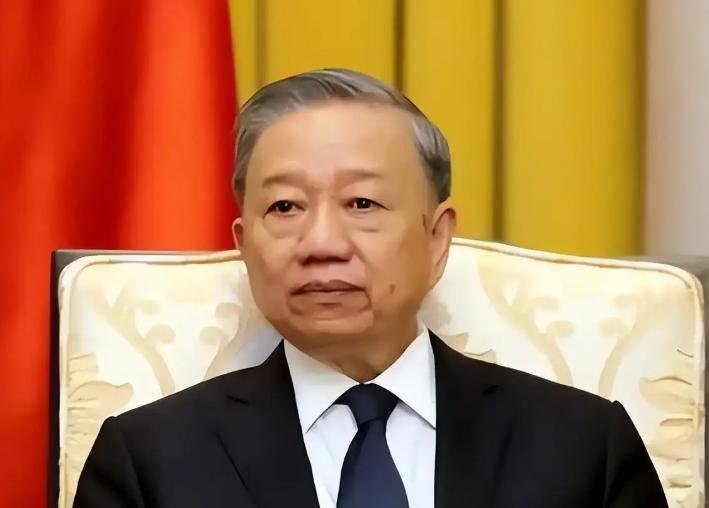 越南看中国实力越来越强，心里一直发慌。最担心的就是南海那些岛礁，怕哪天被中国收回