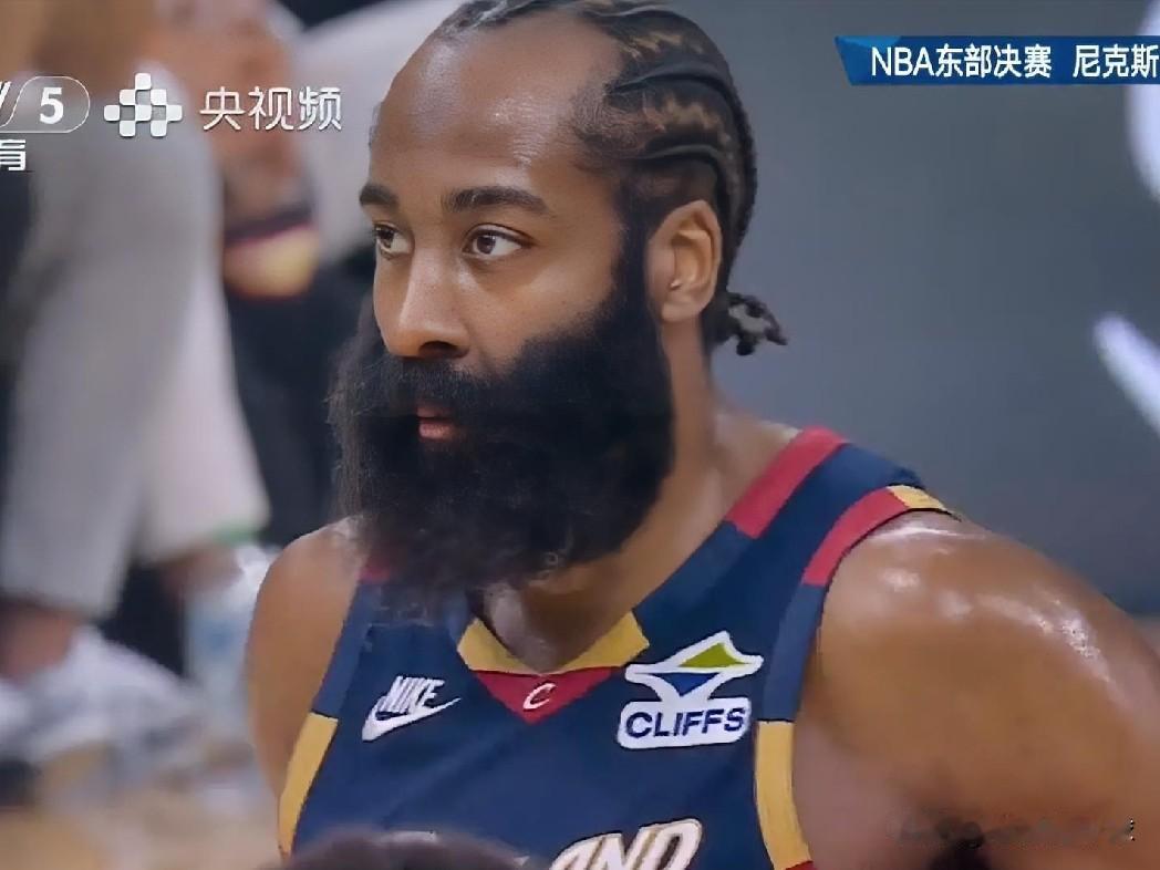 阿特金森有点错乱了吧，居然玩五小。今天是骑士的生死战，妥妥的生死战，再输就原