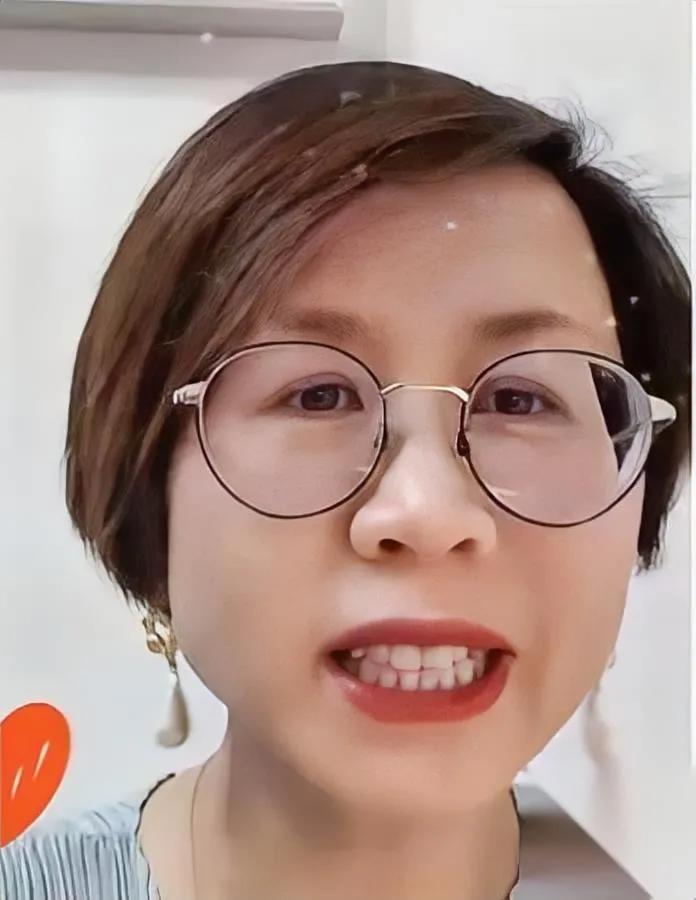 “拿美元写论文，算学术？”沈逸一句话撕破脸。当教授把敌对经费当“高价值资