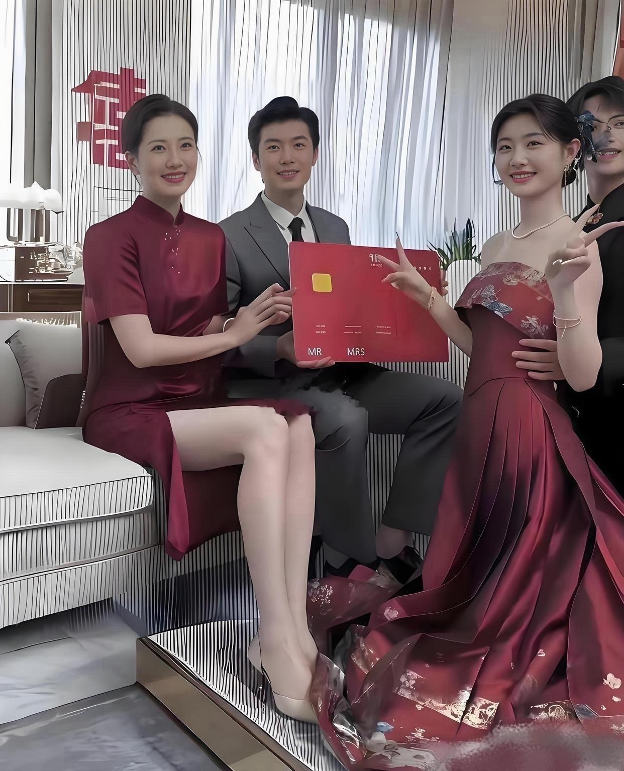 婚礼现场，比儿媳还有排面的婆婆