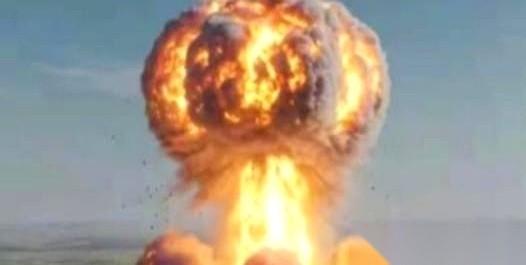 一提核武器，都以为是比谁的弹头多。错了。现在最要命的，是谁敢把这东西当成普通炸