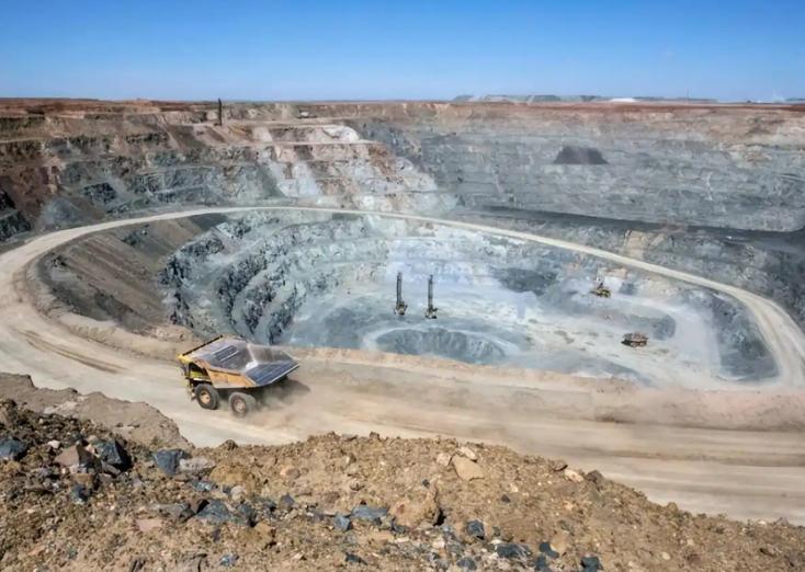 “卖给谁都不准卖给中国！”2023年，蒙古国把国内最大铜矿，卖给澳大利亚力拓集团