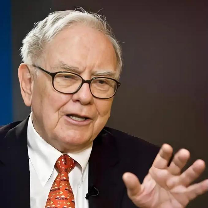 95岁巴菲特退休爆预言：“美日会更强大”！全球都在猜“咋不提中国”，没成想他关于