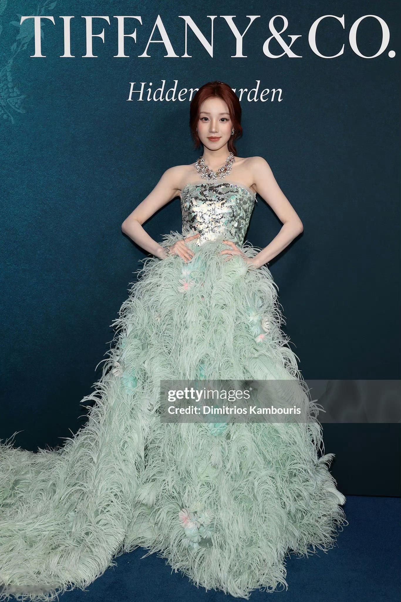 G社镜头下的宋雨琦G社是宋雨琦的站姐吧宋雨琦G社镜头下太完美了，高珠配美人伟大