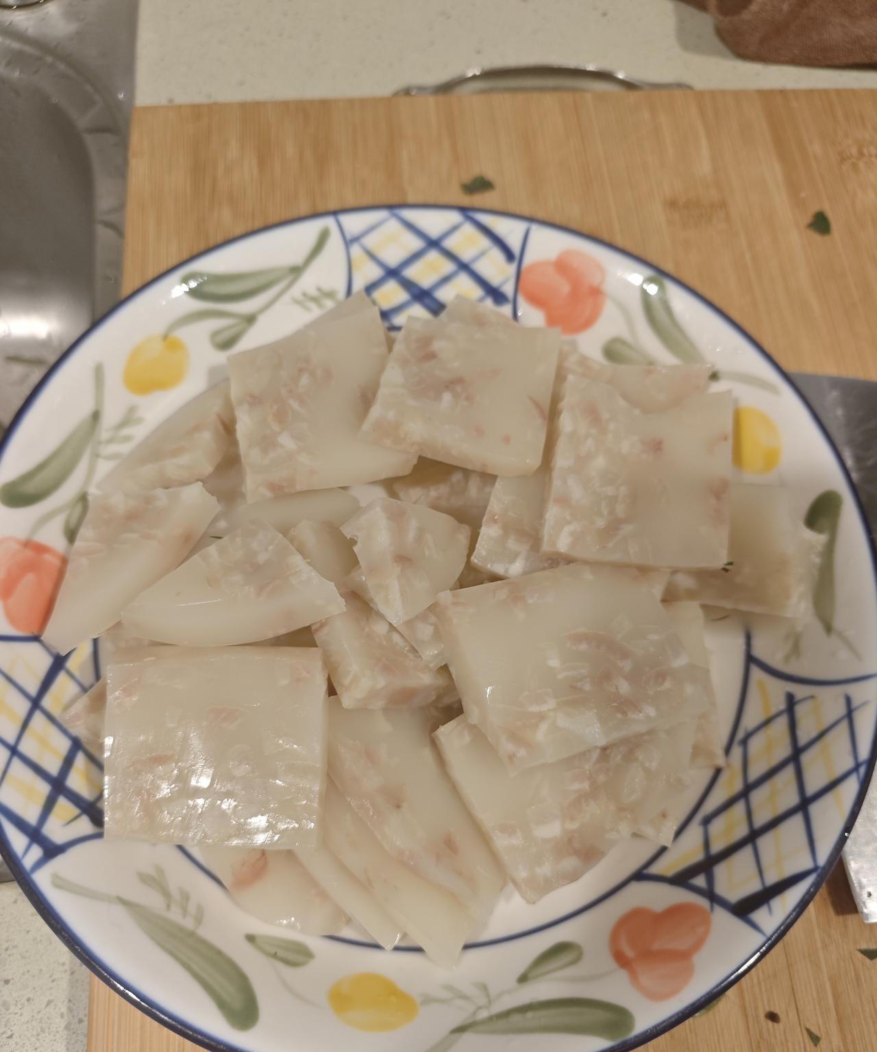 #随手拍一拍记录美好时光#自己动手熬的肉皮冻