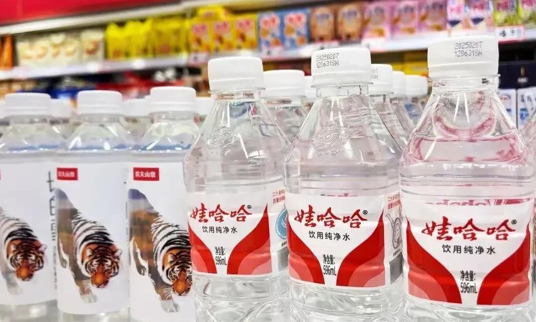 国民饮用水娃哈哈竟然是今麦郎代工的，而且还被检测不合格！确实有点让人惊讶。一直