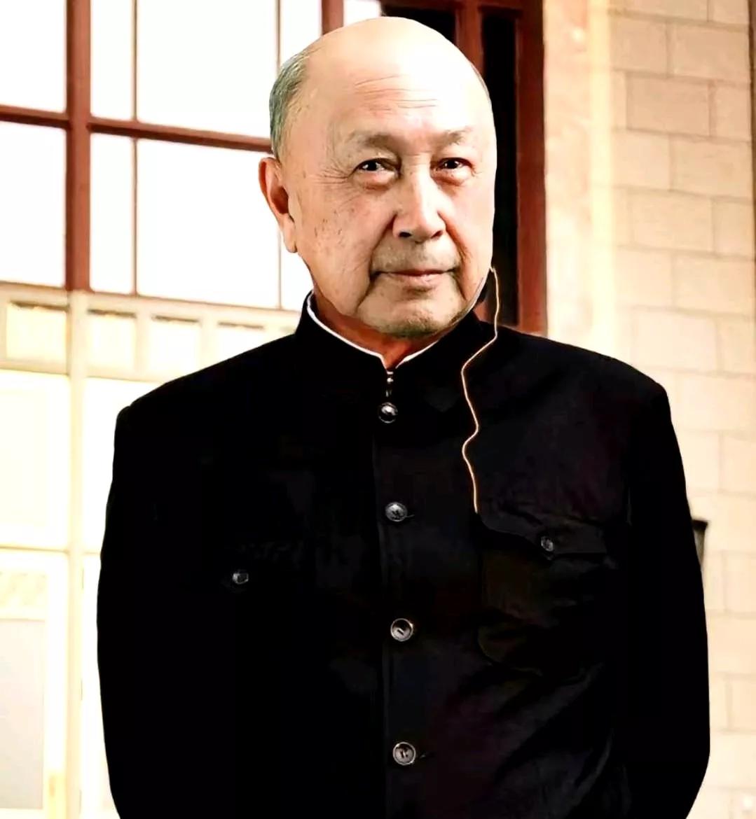 最近朋友圈老刷《太平年》，连我奶奶都问我：“钱学森真是钱镠的后代？”查了才知道，