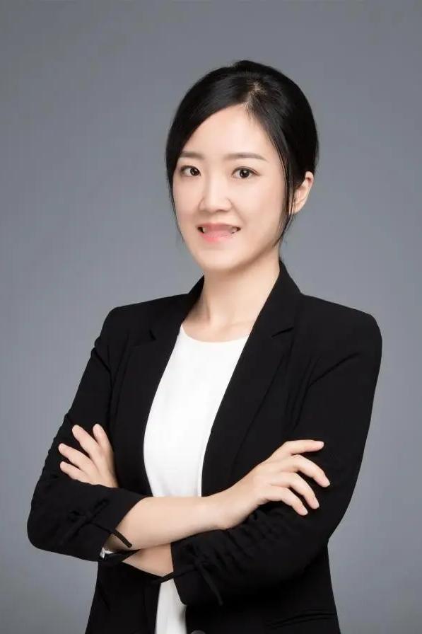 跑了1.5万富豪，走了2万清华学霸，结果呢？中国没垮，反而跑得更快了。而