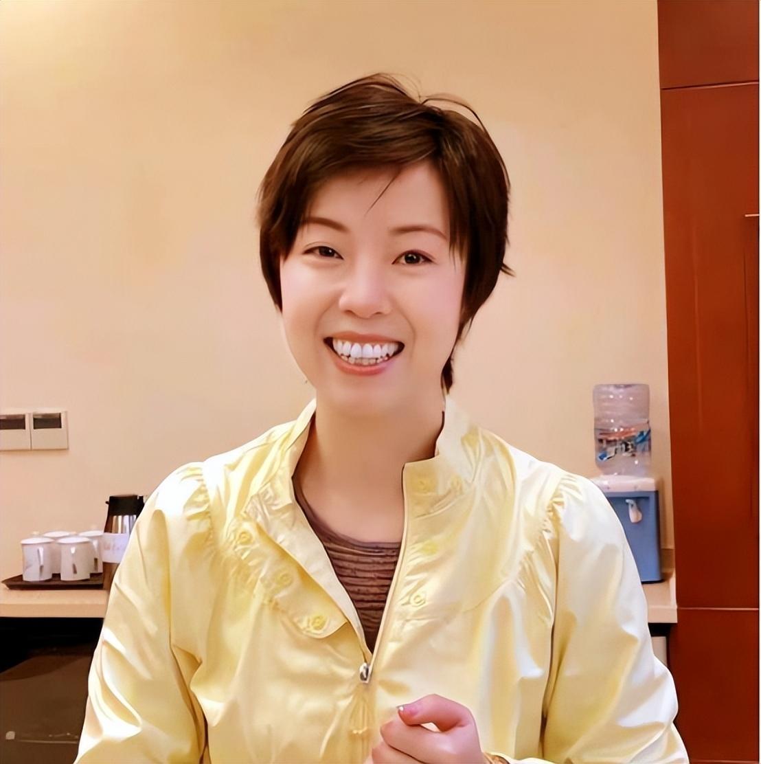 评价孙颖莎：张怡宁认为，她的上限比我更高！现在的孙颖莎，应该说处于职业生涯的