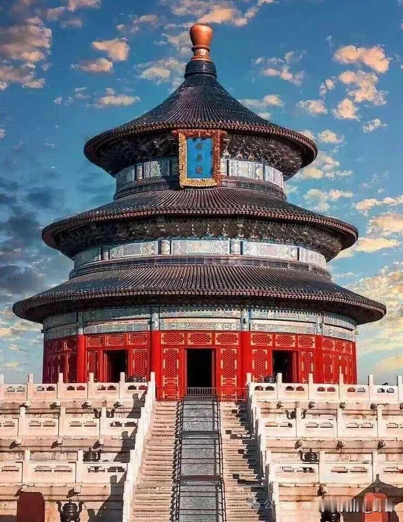 人一旦拥有强者心态，财富自然向你靠拢！第一，临大事，沉得住。麻烦压顶，先