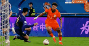 看着这废人的动作就惊心这样的犯规竟然接二连三发生我写过一篇文章，关于上一