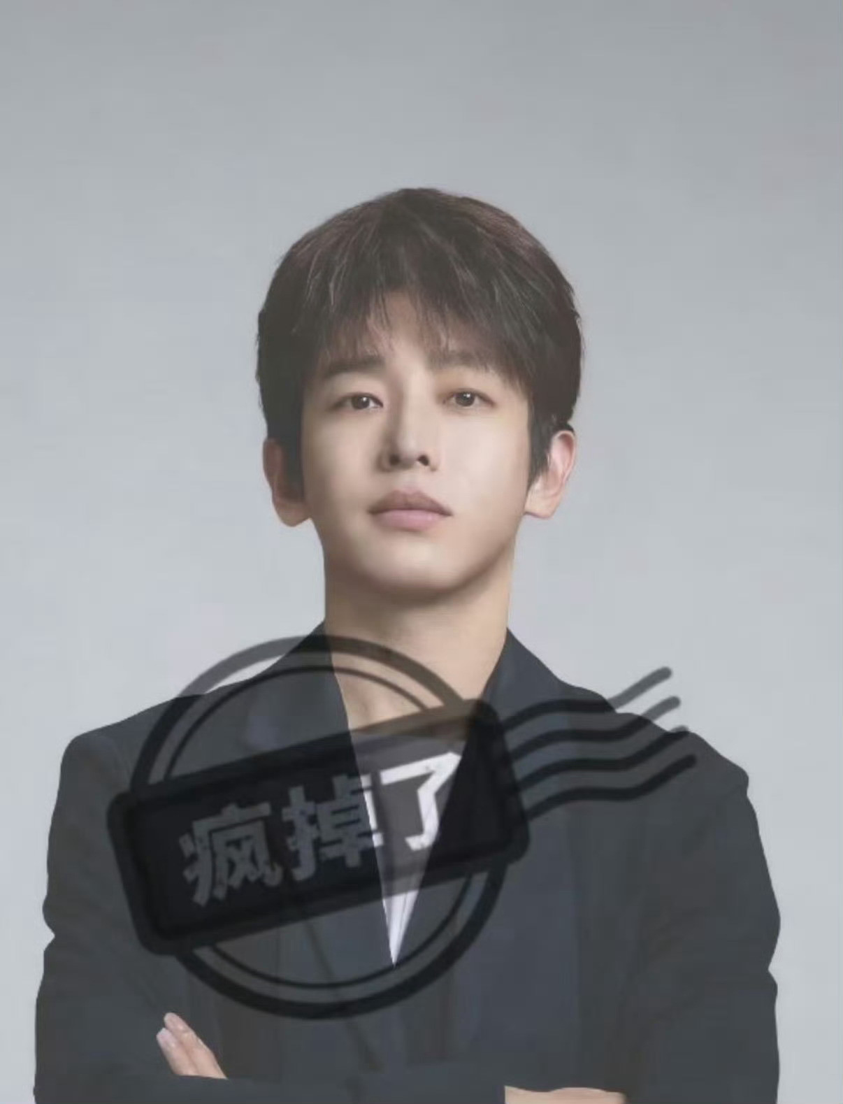 老板干代驾碰见员工大型社死现场名不虚传，两个人的内心戏肯定比台词还丰富。这种生