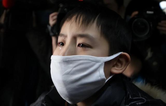 2009年，苏州一女子患了白血病，没有找到合适的骨髓，提前购买了寿衣，这时，12