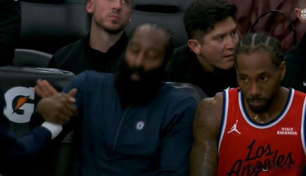 哈登真是没心没肺啊！今天，主场作战的快船队在伦纳德的带领下末节发力，最终以1