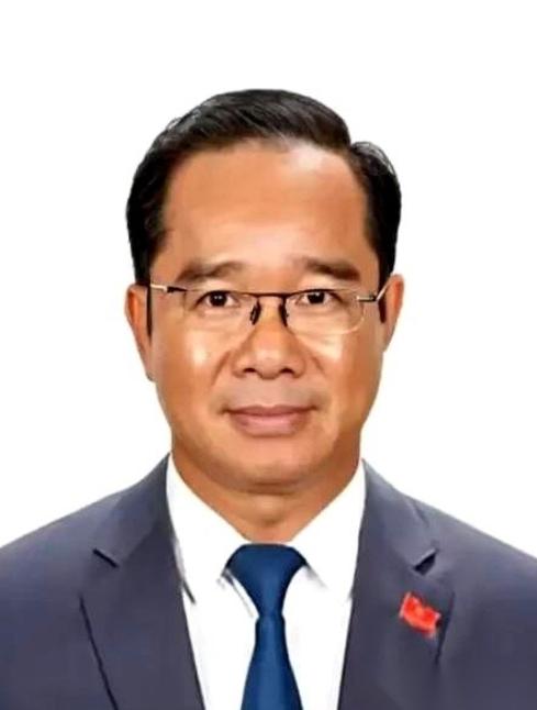 一个越南教授，当着全世界的面，扔下一句话。他说：“虽然我个人对中国有意见，但不得