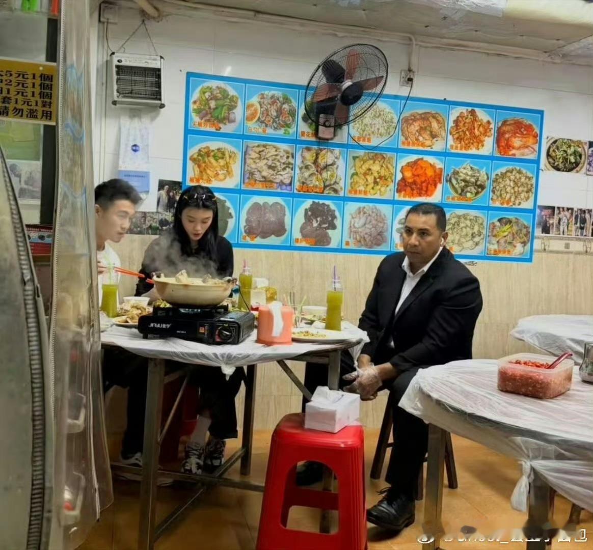 我是真没想到奚梦瑶能被梁安琪看上真的不是没有原因的，不是她基因好，也不是她漂亮