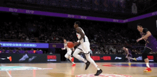 萨姆纳一心给陈家政机会，一次不进，那就再一次给机会萨姆纳第二节不再助攻，一心