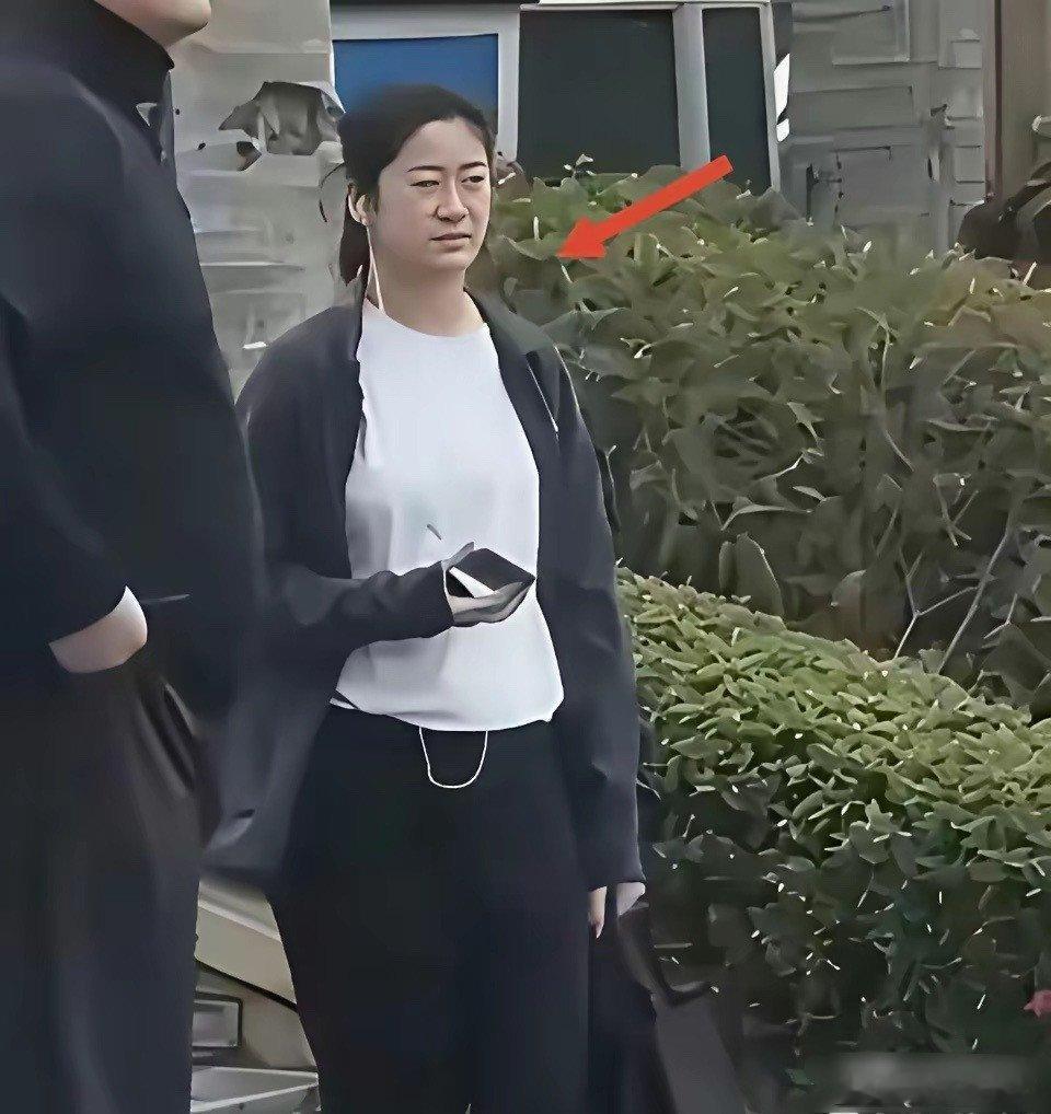 姚明的女儿，像谁？有点说不出来的感觉