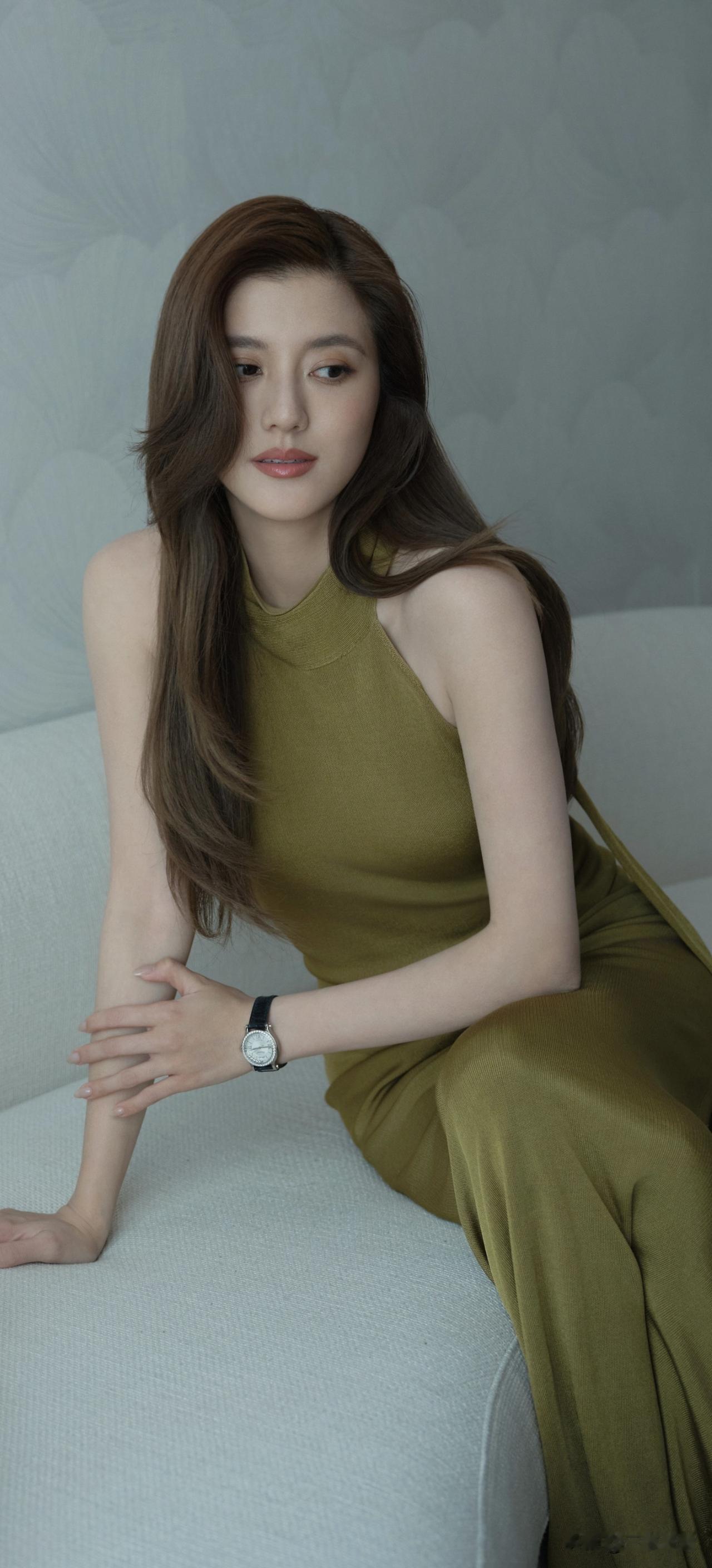 颜值高的女明星,你最喜欢哪一个?吴千语，个人觉得每一张都可以做壁纸使用！