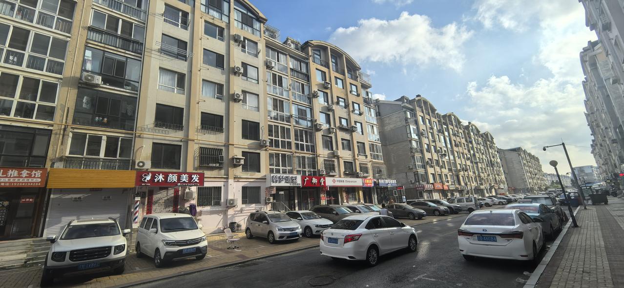 房价还会普涨吗？我很明确的告诉你，不可能。今年楼市确实也有回暖的感觉，但肯定