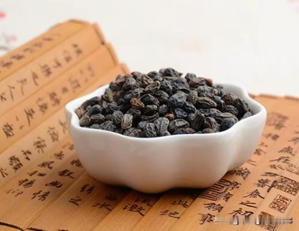 中老年人的“不老丹”人一旦进入中老年最怕加速衰老。精神压力大，