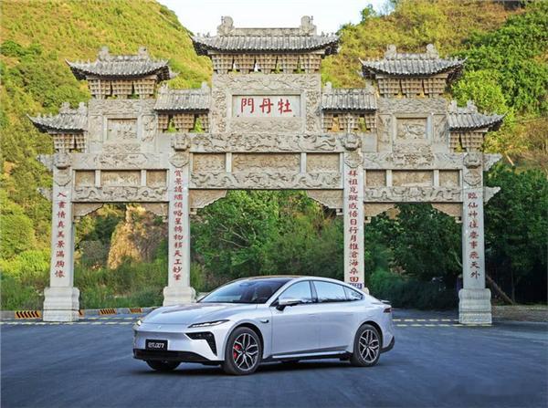 2025款东风奕派eπ007实车亮相5月13日，2025款东风奕派eπ007实车