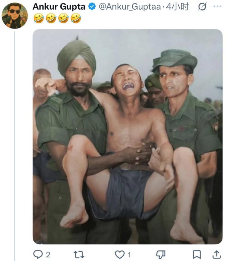 为了证明印度军人比中国军人强，印度网友挖空心思找到了一张“两个印度人抬着一个中国