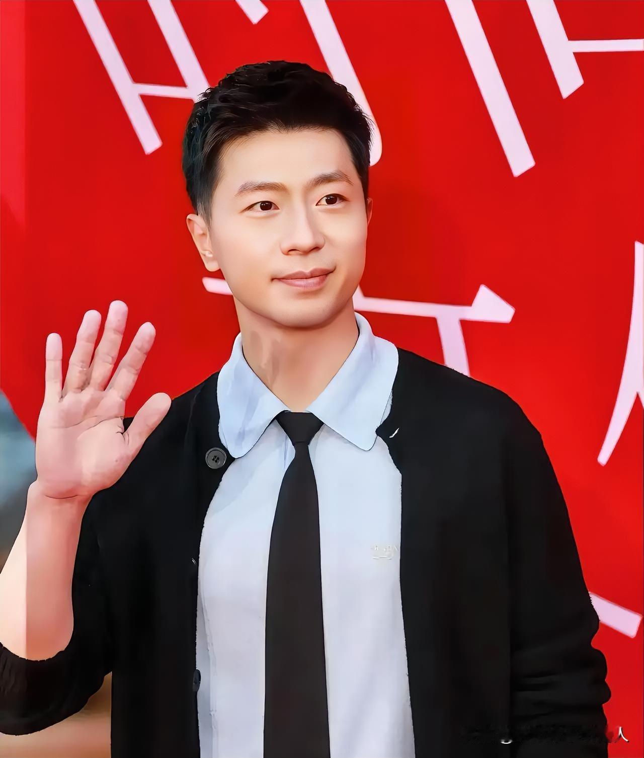 马龙，拿到全运会男团金牌后，樊振东对他说的那句话，含金量还在上升，樊振东曾说