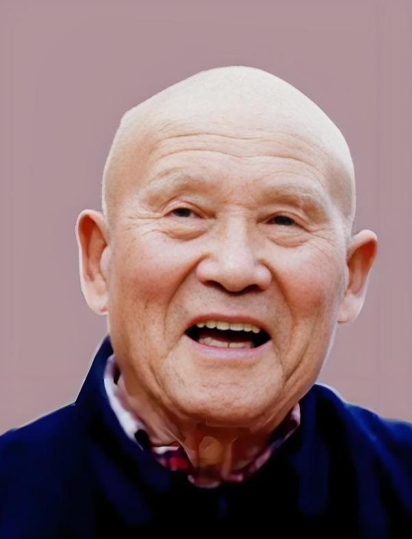 他是中国最长寿的老红军，没有之一。47岁才参军，63岁才娶上媳妇，66岁当爹，一
