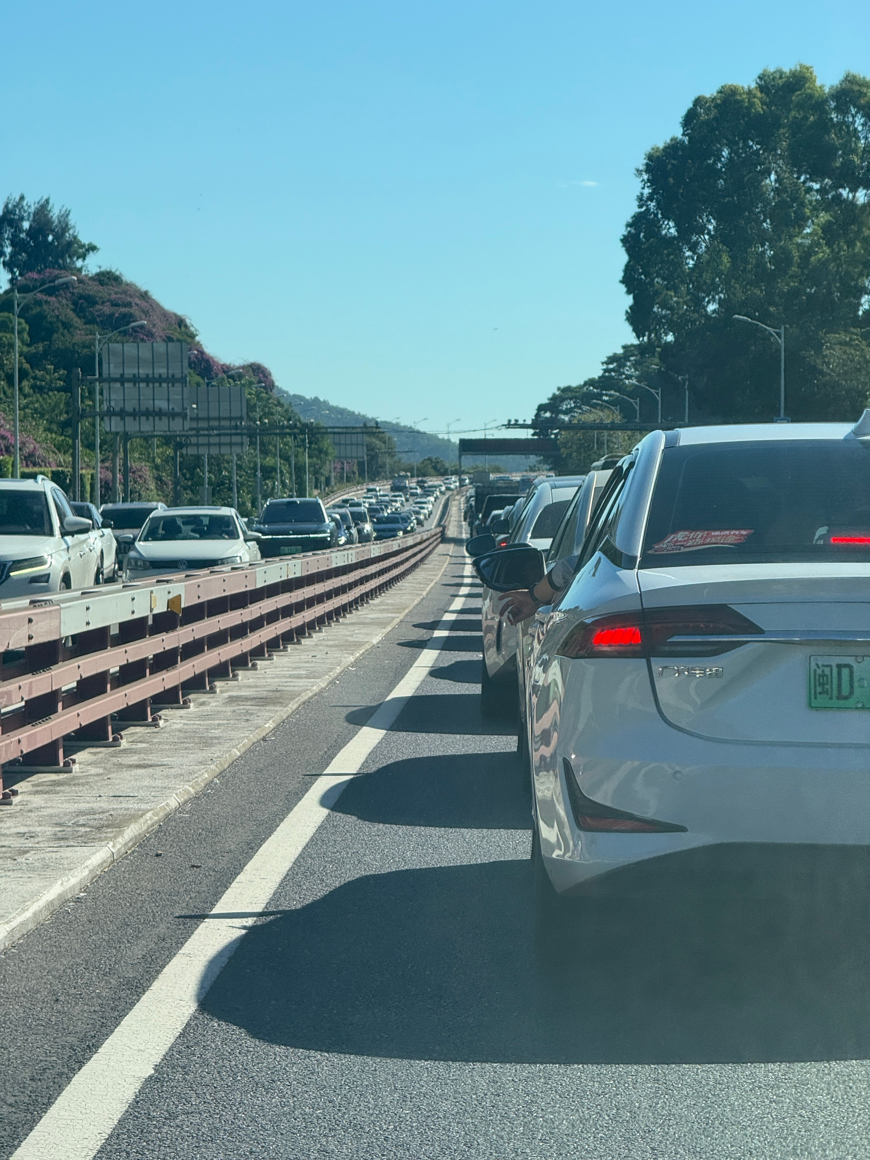 堵过高峰期，开始打螺丝🪛​​​