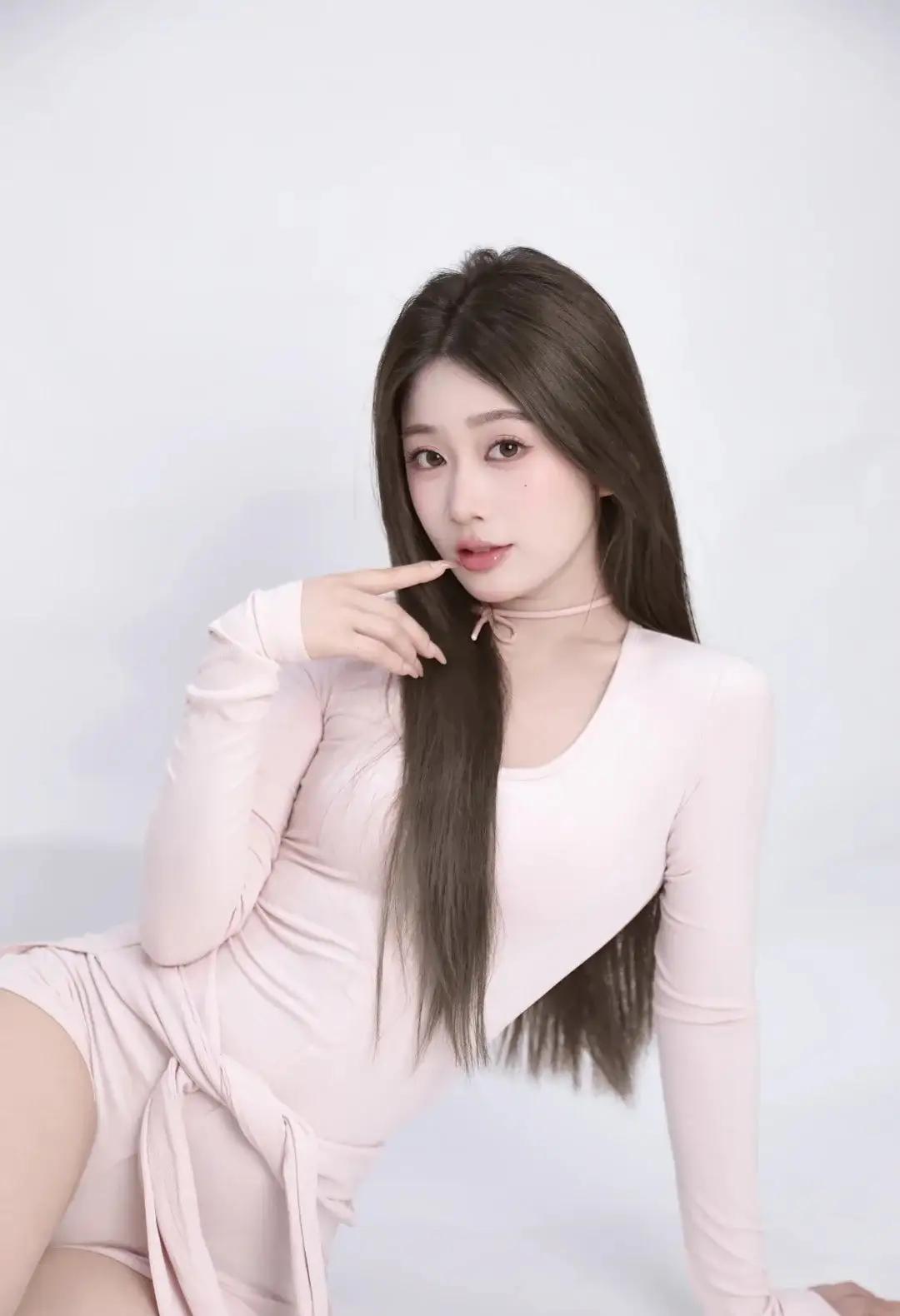 温柔粉嫩少女风，甜美自拍姿势💖✨甜美自拍图甜美女自拍温柔可爱自拍粉色系自
