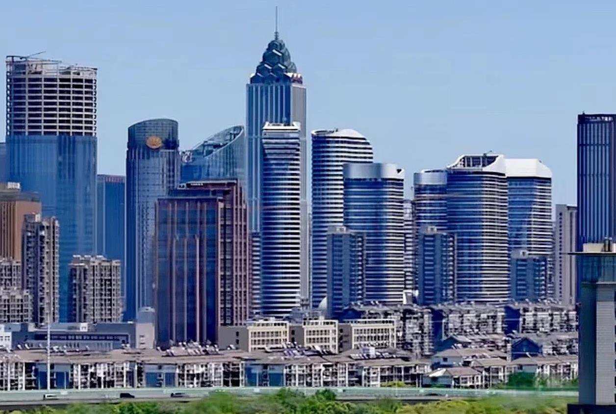 我能说江苏没把南通列为五大中心城市，实在有点“奇怪”吗？我不是南通人，但我觉得苏