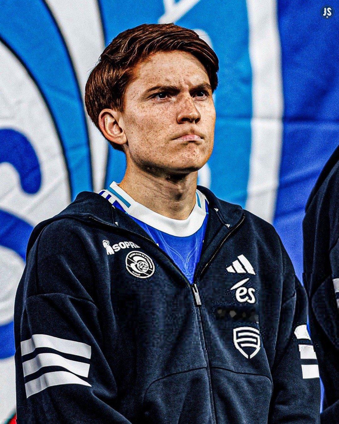 🇦🇷🌟瓦伦丁·巴尔科认为目前比他更优秀的球员：◉卢卡斯·帕奎塔？不。◉