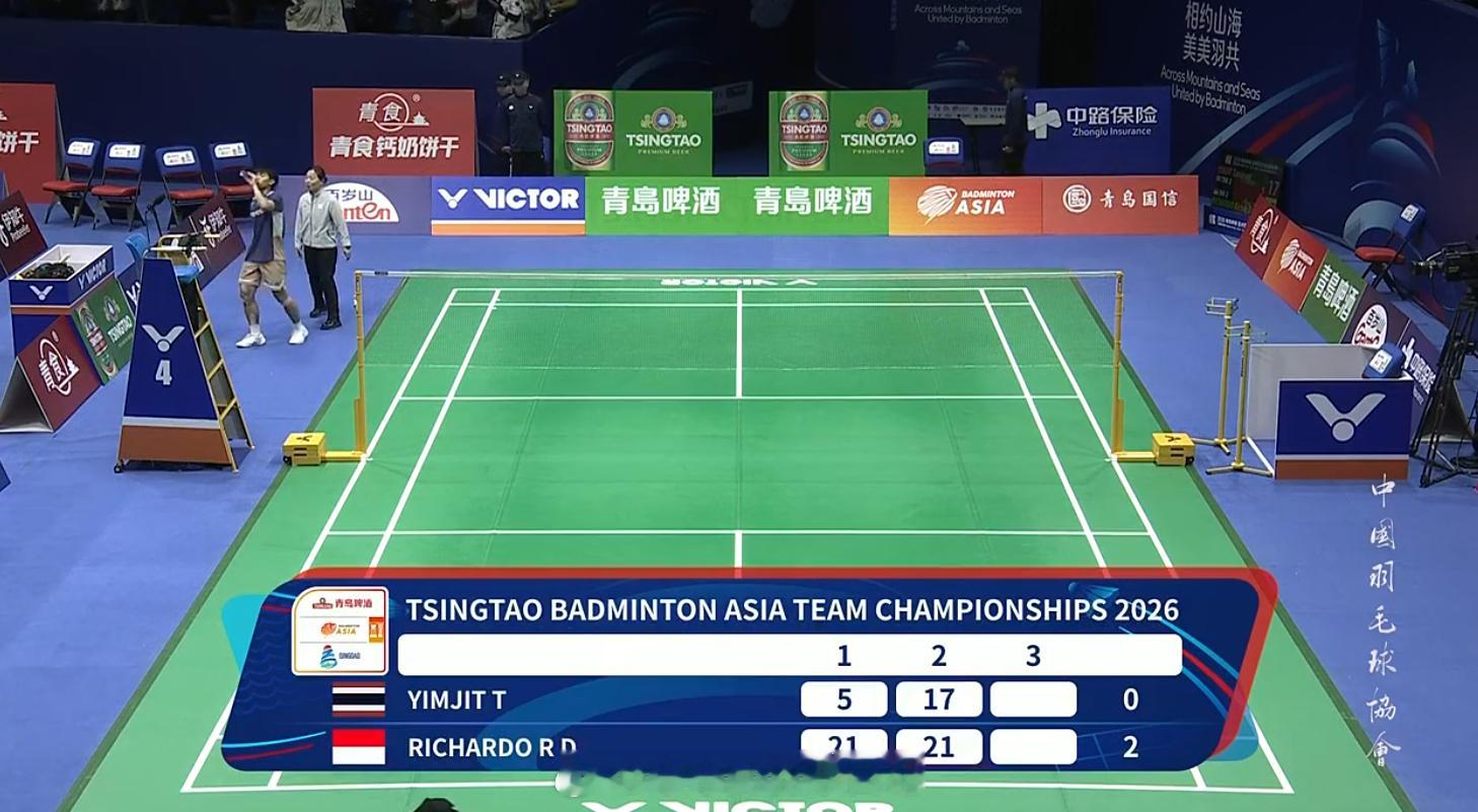 男团1/4赛泰国2-3印尼男单帕尼查蓬13-2120-22乌拜