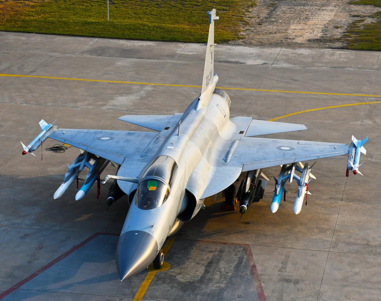 枭龙战斗机有望再下一城出口沙特，消息来自路透社援引两名巴基斯坦消息人士，之所以会