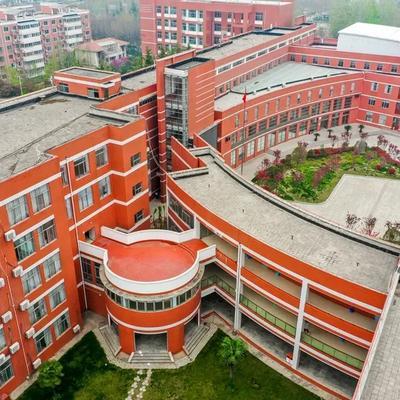 8年前，施一公砸200亿建起西湖大学，放话5年比肩清华，如今学校咋样啦？2017