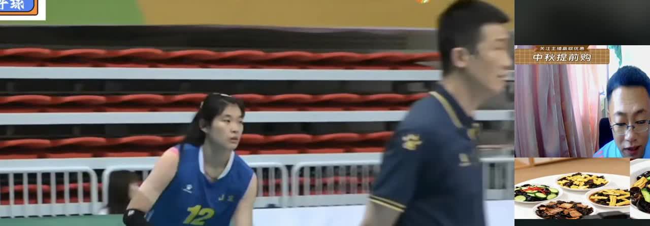 刚看了中国女排U19山东与河南的比赛，第一局山东大比分25：13赢河南，从比赛过