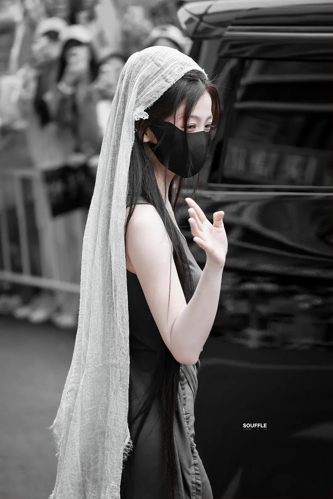 虞书欣这次的穿搭又是这么的丑啊